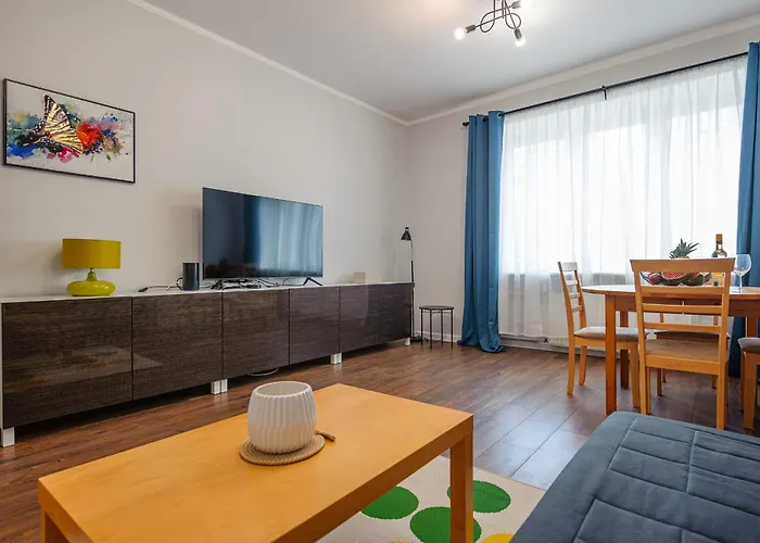 Stone Park Apartments
